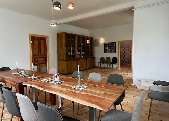 Gutshaus Comfortable Semesterbostad *